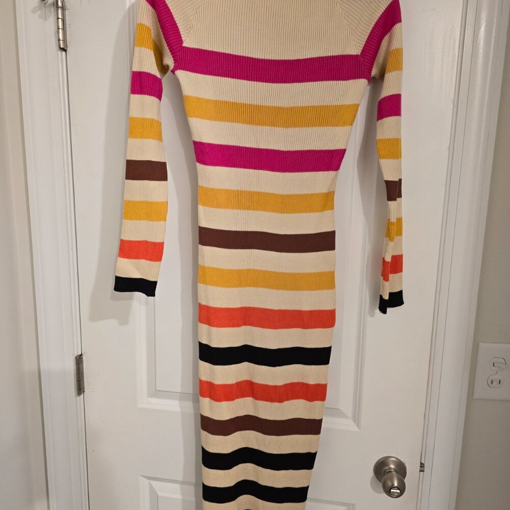 Almost Famous 1X Multi-Colored BodyCon Dress - Picture 6 of 6